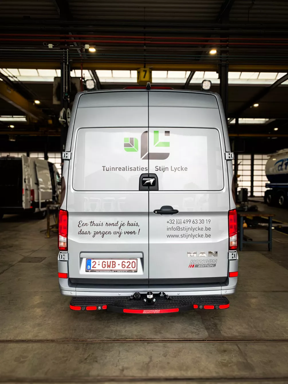 Bestelwagen belettering Stijn Lycke - Projecten - belettering-tuinbedrijf-depanne-2